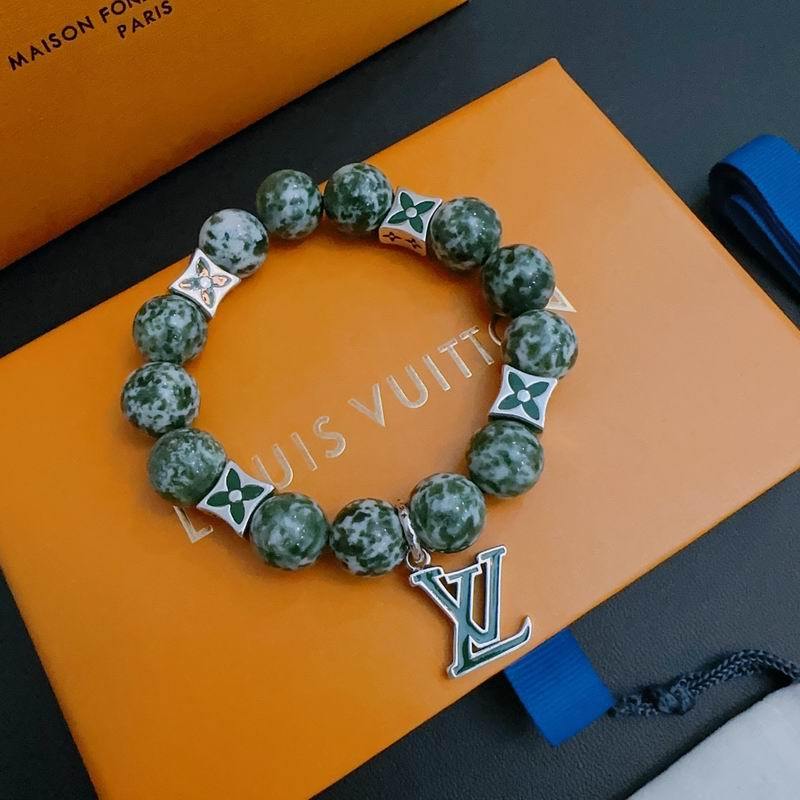 LV Bracelets 270